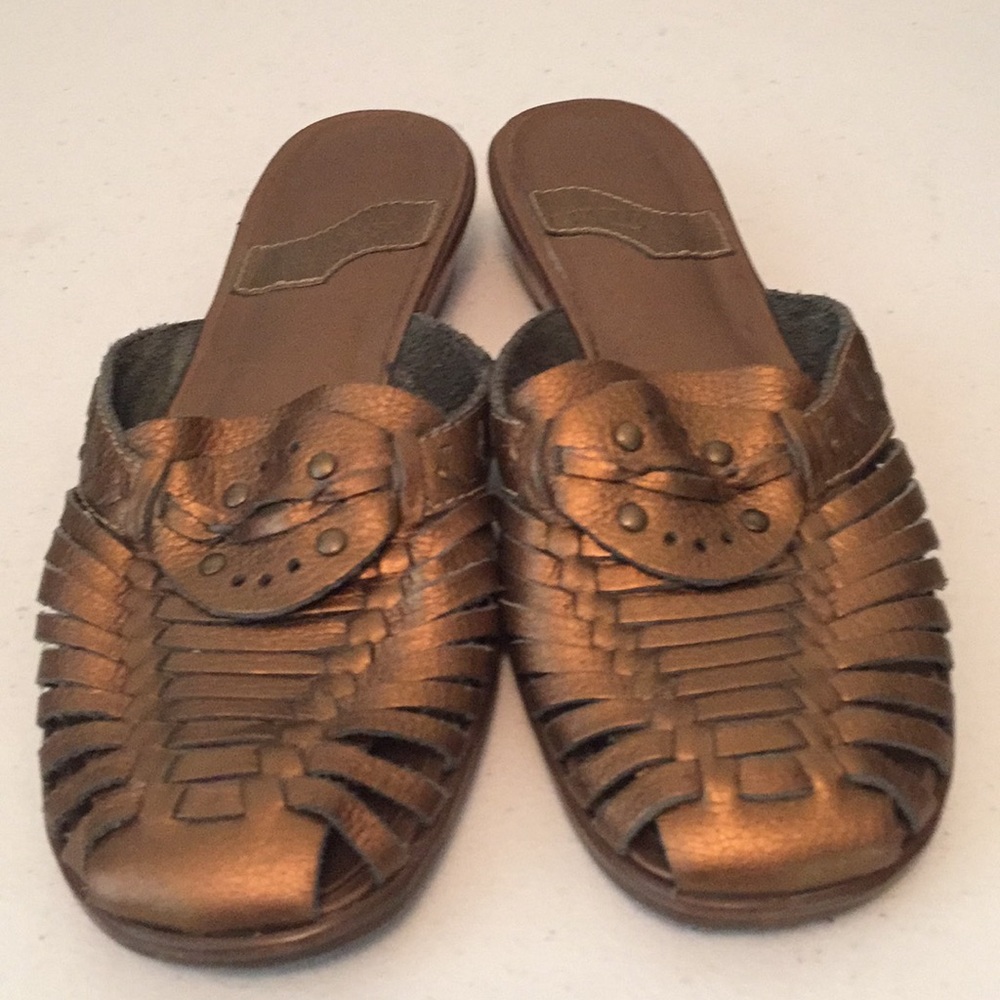 Luna Rosa slide sandals